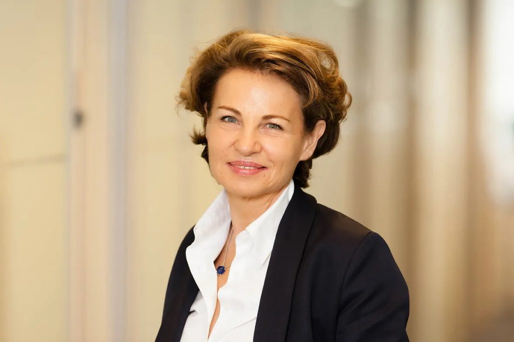 Portrait of Agnès Touraine